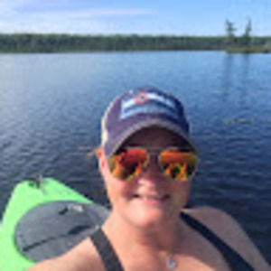 Meet your Posher, Lorie